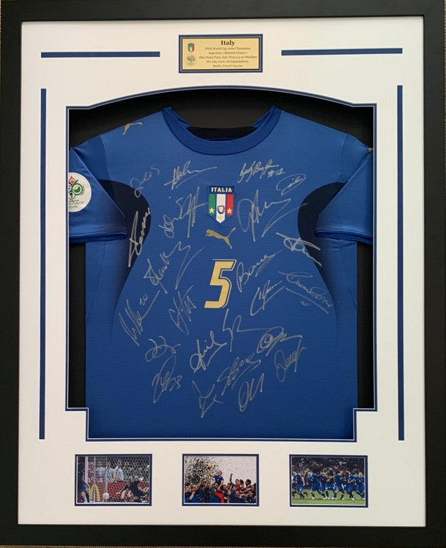 Signed Francesco Totti Framed Shirt - Italy Icon Jersey